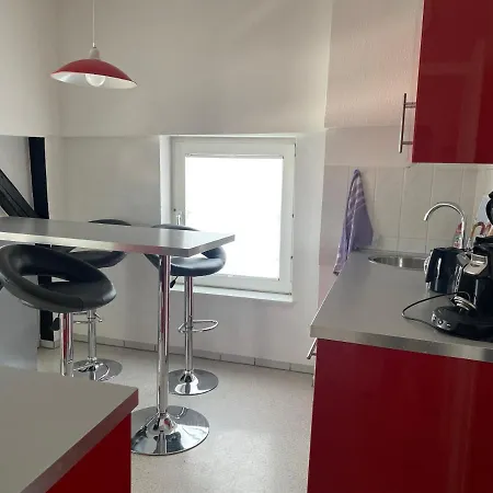 Schoene Einfache Zentrale Ferienwohnung Ueber Den Daechern Der Stadt Bremerhaven Exterior photo