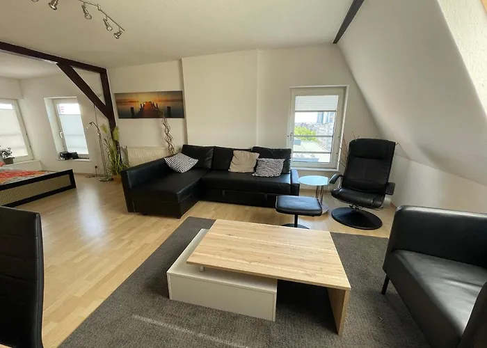 Schoene Einfache Zentrale Ferienwohnung Ueber Den Daechern Der Stadt